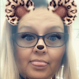 Meet your Posher, Celena